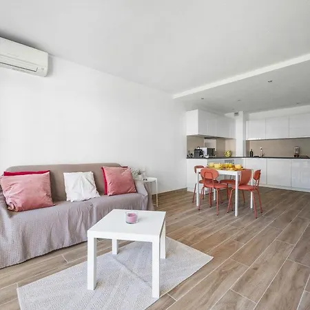 Rocamare - Piscine Toit Terrasse- Parking Prive Mentone